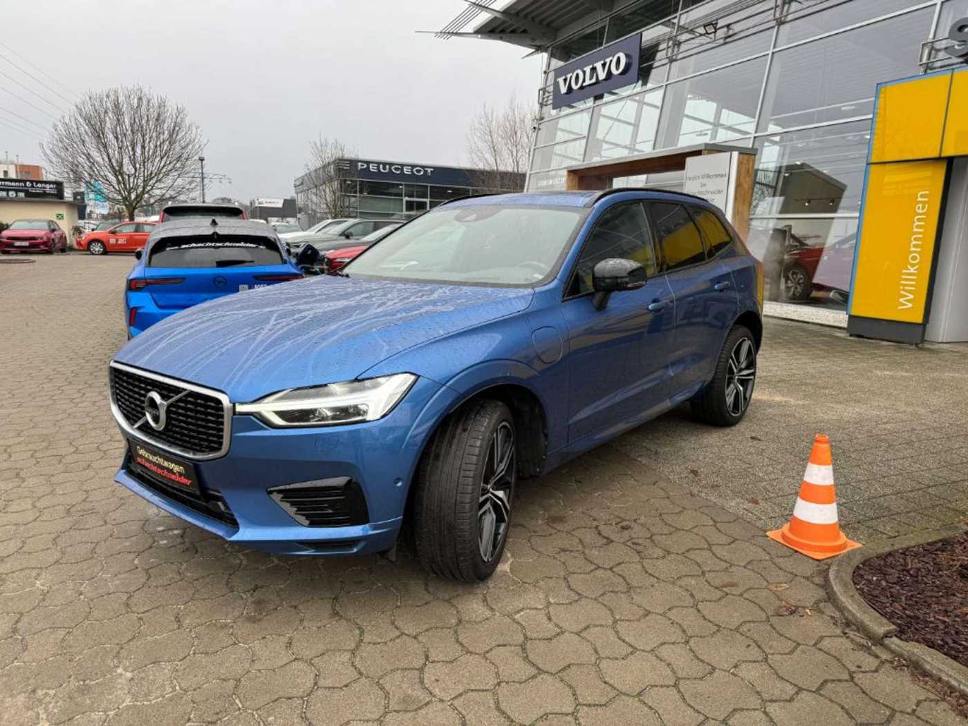 Volvo  XC60 T8 AWD R-Design+Luft+Xenium-Pro+B&W+360+